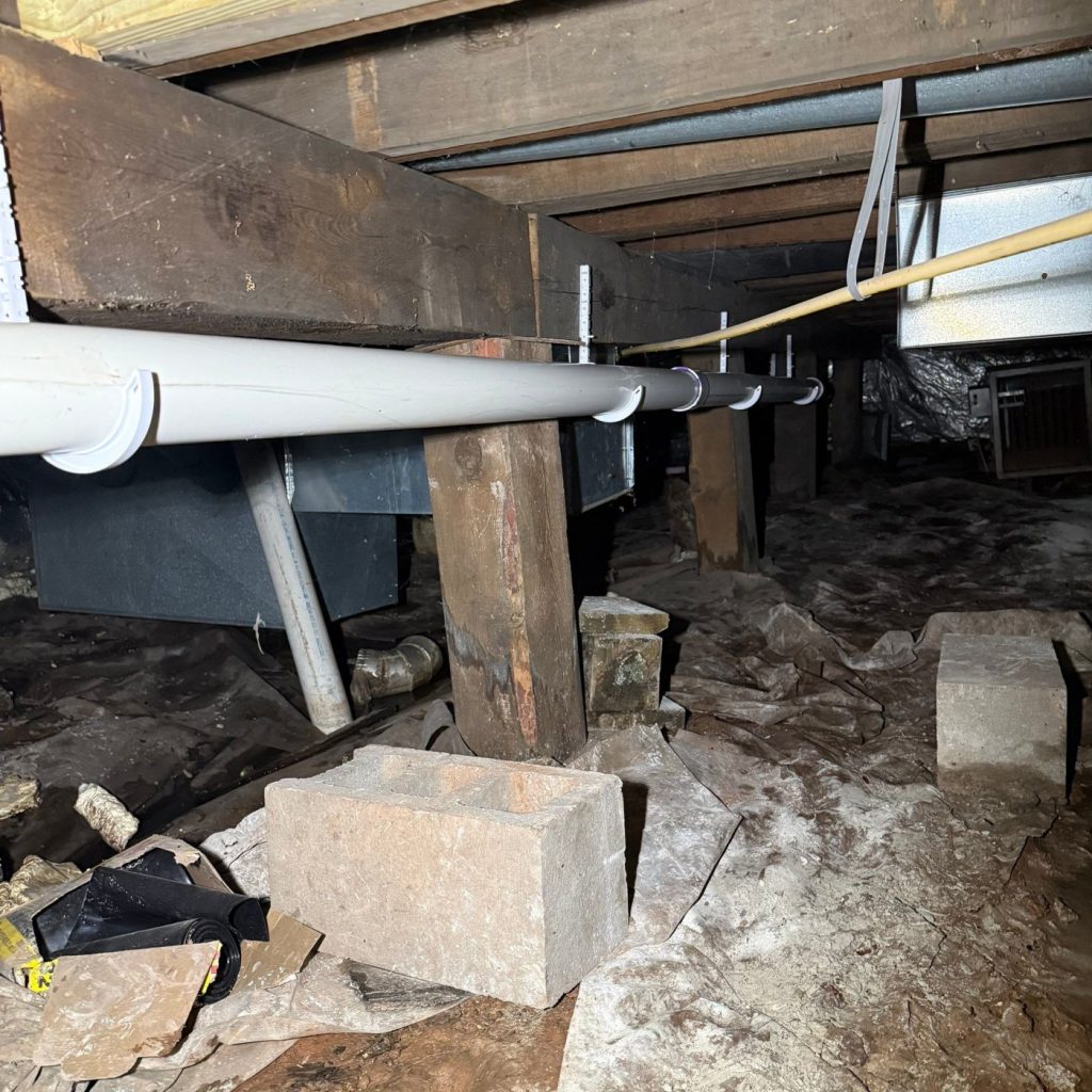 How 1,500 Gallons of Sewage Accumulated in This Superior Crawl Space photo 2